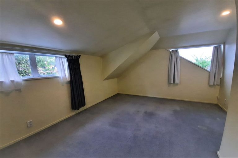 Photo of property in 32 Huntingdon Place, Avonhead, Christchurch, 8042