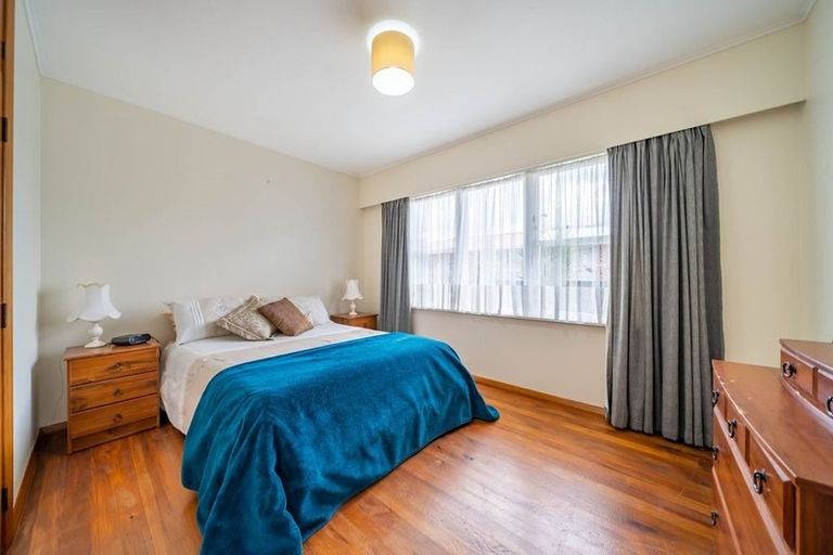 Photo of property in 87a Karamu Crescent, Wainuiomata, Lower Hutt, 5014