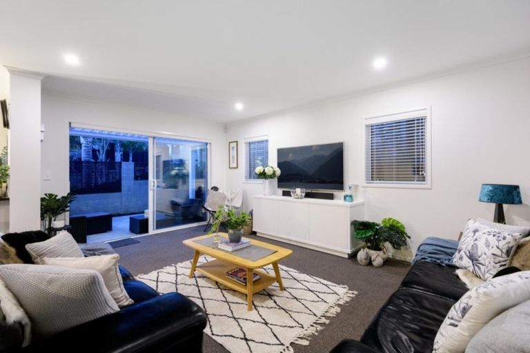 Photo of property in 351b Oceanbeach Road, Mount Maunganui, 3116