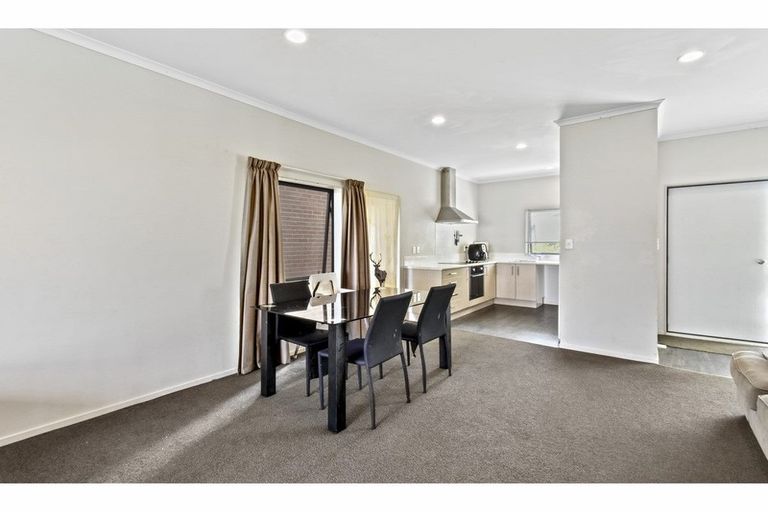 Photo of property in 22 Kaimoana Street, Weymouth, Auckland, 2103