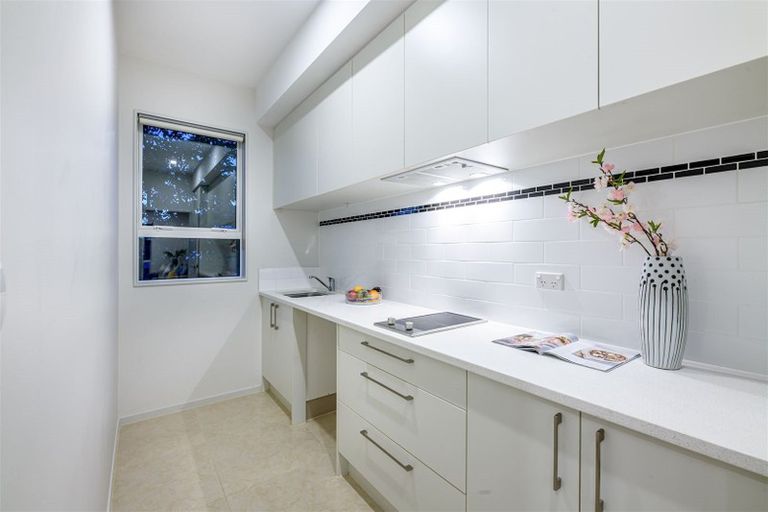 Photo of property in 34a Exmouth Road, Northcote, Auckland, 0627