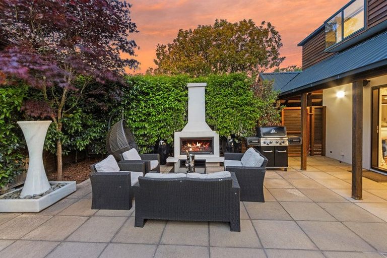 Photo of property in 7 Glandovey Road, Fendalton, Christchurch, 8052