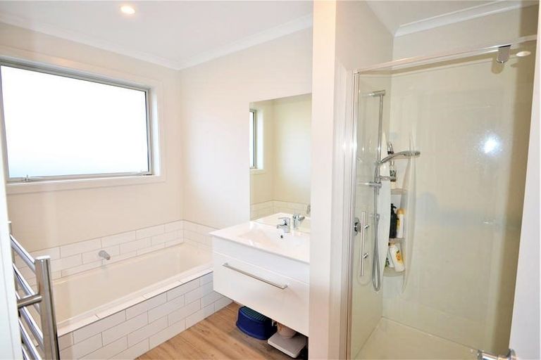 Photo of property in 11 Phoenix Place, Cromwell, 9310