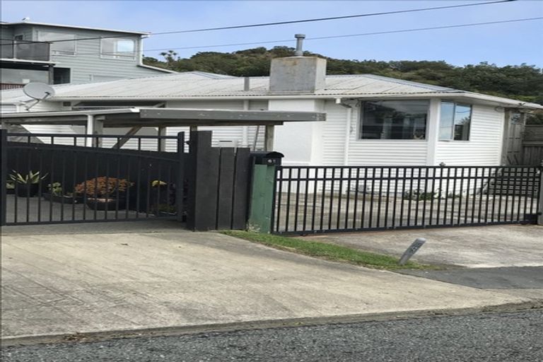 Photo of property in 61 Ahuriri Street, Strathmore Park, Wellington, 6022