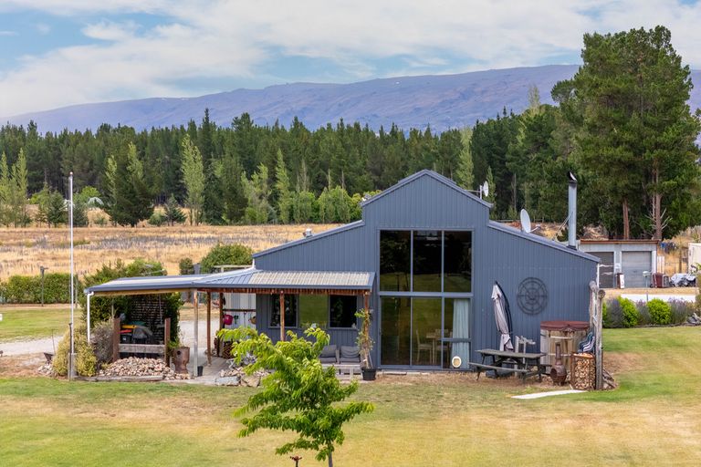 Photo of property in 249 Letts Gully Road, Letts Gully, Alexandra, 9393