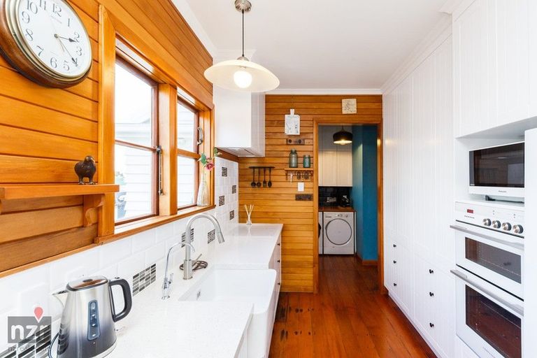 Photo of property in 19 Wellesley Street, Feilding, 4702