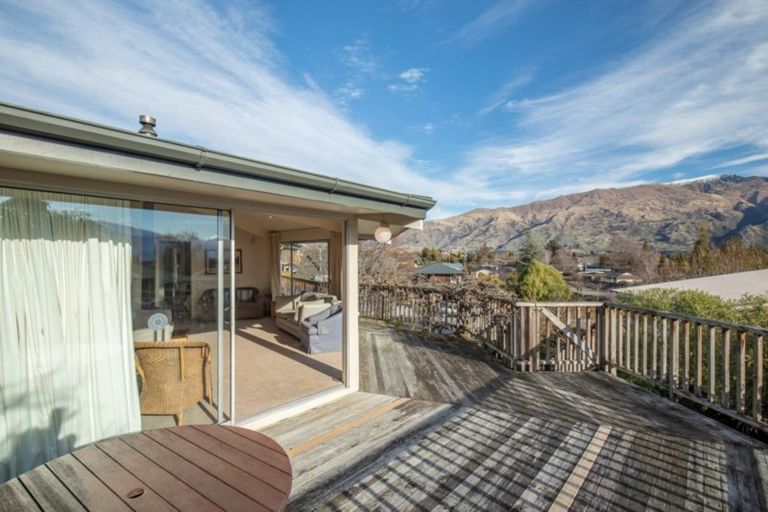 Photo of property in 20 Hunter Crescent, Wanaka, 9305
