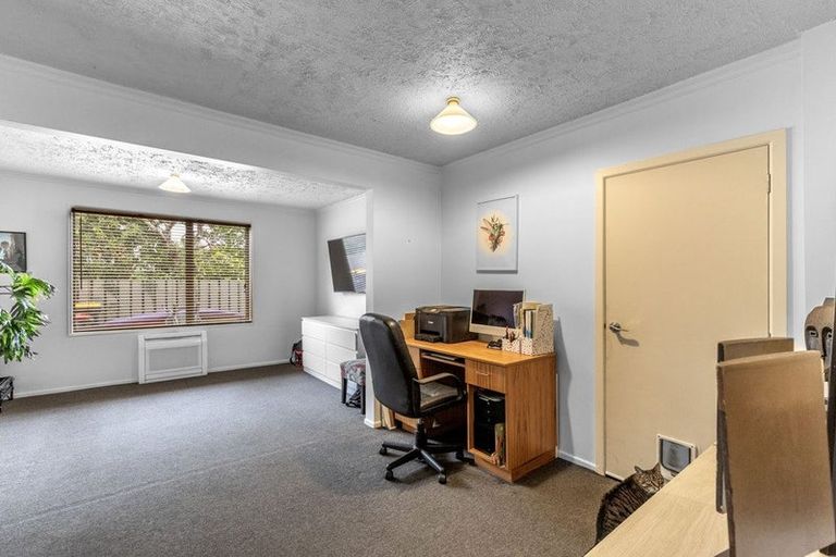 Photo of property in 16 Kildare Place, Waikiwi, Invercargill, 9810