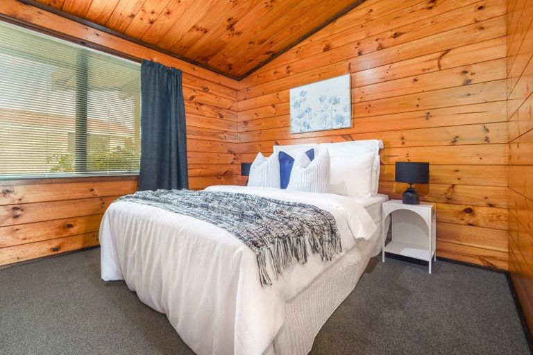 Photo of property in 36 Neri Crescent, Pomare, Rotorua, 3015