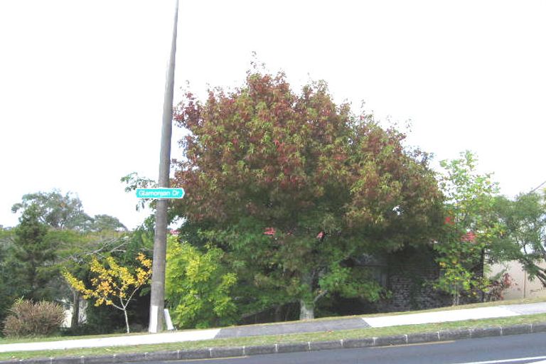 Photo of property in 240 Glamorgan Drive, Northcross, Auckland, 0630