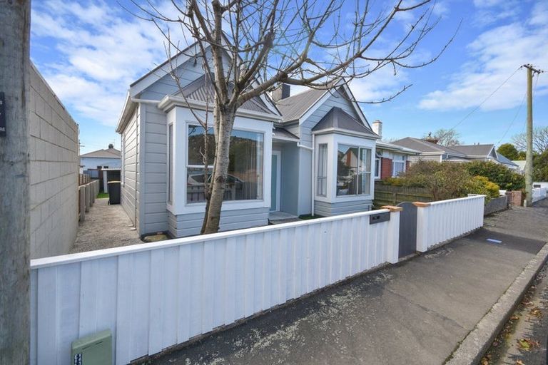 Photo of property in 40 Eastbourne Street, Caversham, Dunedin, 9012