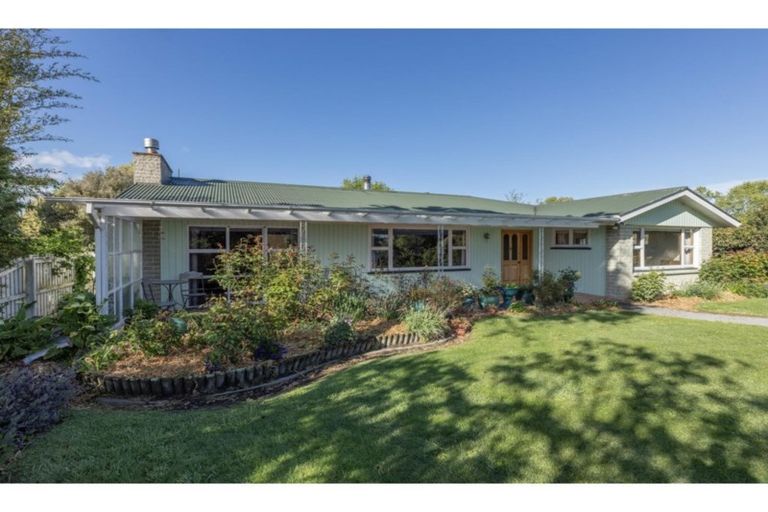 Photo of property in 49 Maidstone Road, Ilam, Christchurch, 8041