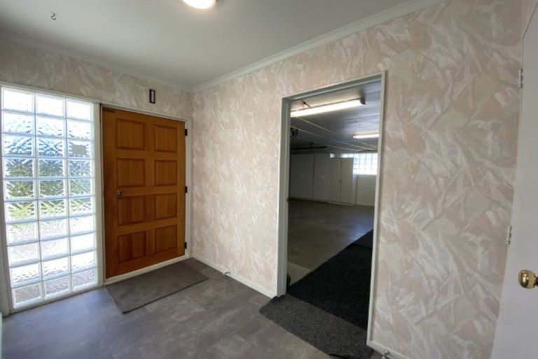 Photo of property in 165 Heta Road, Highlands Park, New Plymouth, 4312