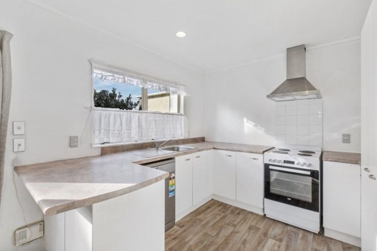 Photo of property in 50a Kitchener Road, Waiuku, 2123