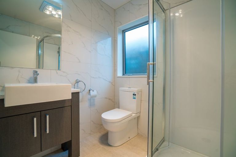 Photo of property in 24c Bradbury Road, Botany Downs, Auckland, 2010