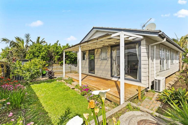 Photo of property in 60a Swaffield Road, Papatoetoe, Auckland, 2025