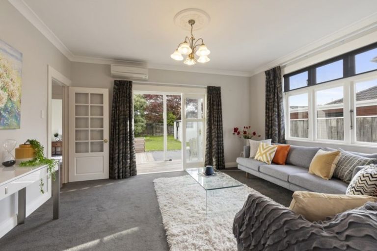Photo of property in 2 Pilmuir Street, Hutt Central, Lower Hutt, 5010