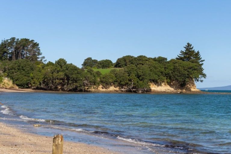 Photo of property in 5 Daisy Burrell Drive, Gulf Harbour, Whangaparaoa, 0930