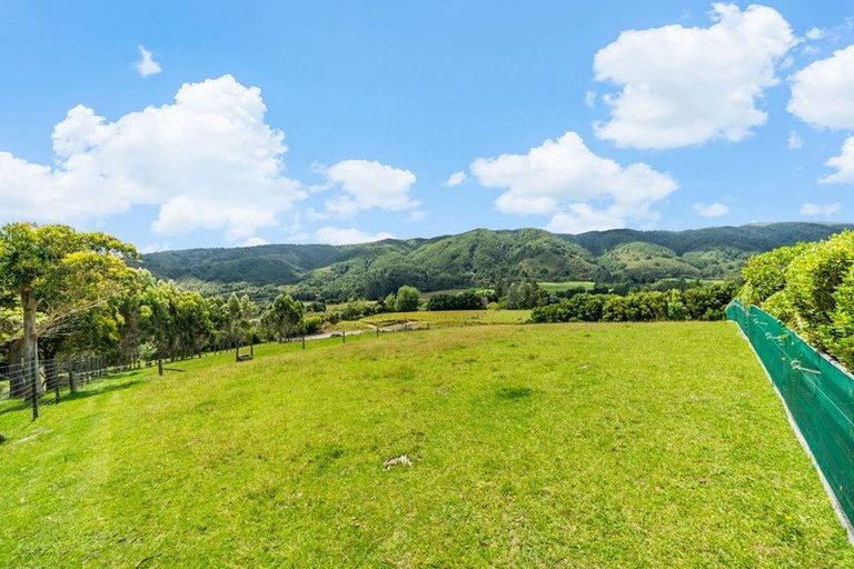 Photo of property in 227 Marchant Road, Kaitoke, Upper Hutt, 5018