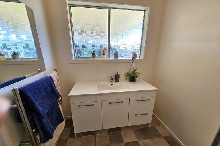 Photo of property in 21 Centennial Avenue, Balclutha, 9230