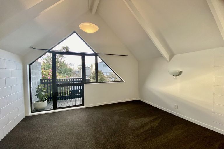 Photo of property in 2/67 Saint Albans Street, St Albans, Christchurch, 8014