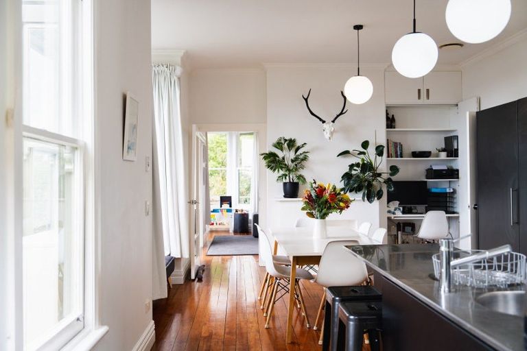 Photo of property in 3 Strathmore Crescent, Roslyn, Dunedin, 9010