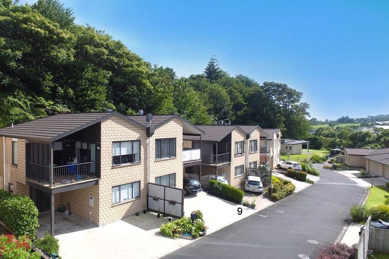 Photo of property in 9/19 Glencarron Place, Bethlehem, Tauranga, 3110