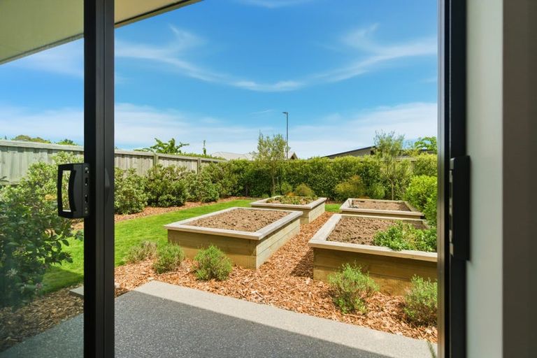 Photo of property in 2 Hepburn Place, Rolleston, 7614