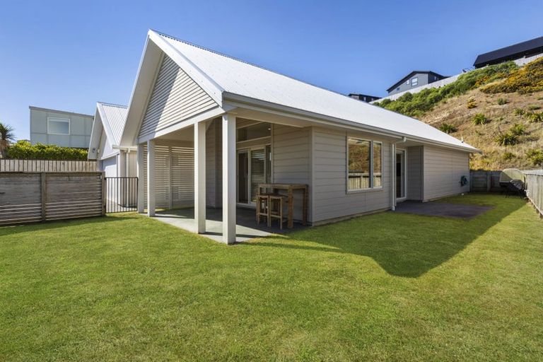 Photo of property in 66 Cedarwood Street, Woodridge, Wellington, 6037