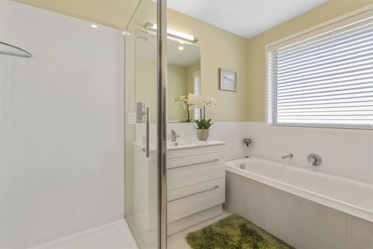Photo of property in 61 Te Ranga Memorial Drive, Pyes Pa, Tauranga, 3112