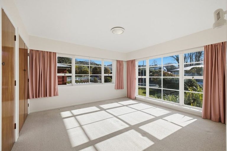 Photo of property in 20 Landsdowne Terrace, Cashmere, Christchurch, 8022