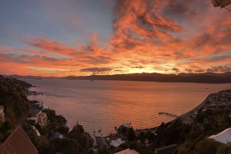 Photo of property in 70a Seatoun Heights Road, Seatoun, Wellington, 6022