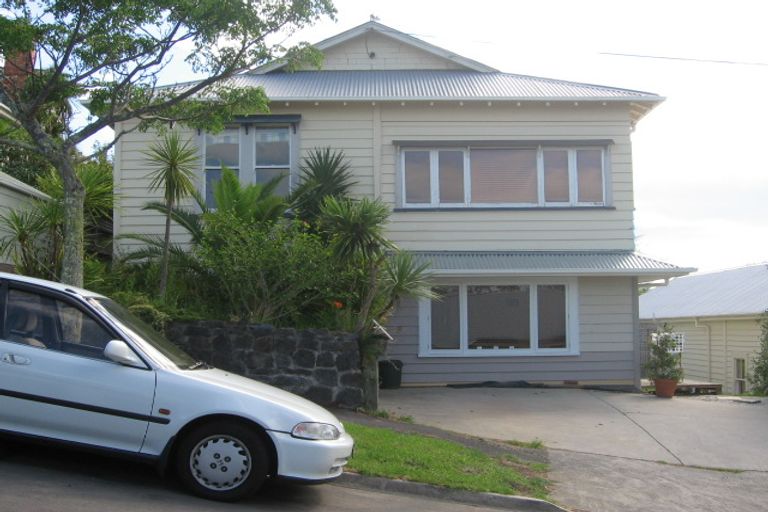 Photo of property in 9 Bulwer Street, Devonport, Auckland, 0624