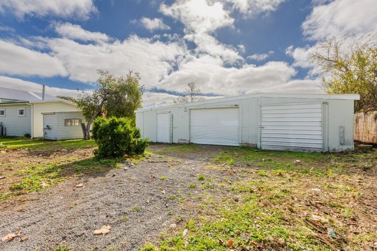 Photo of property in 19 Rochfort Street, Otane, 4202