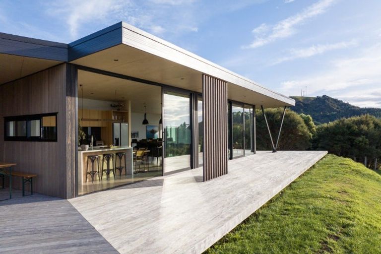 Photo of property in 215b Benseman Road, Raglan, 3296