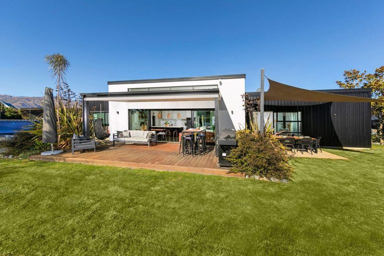 Photo of property in 21 Hewson Crescent, Lake Hawea, Wanaka, 9382