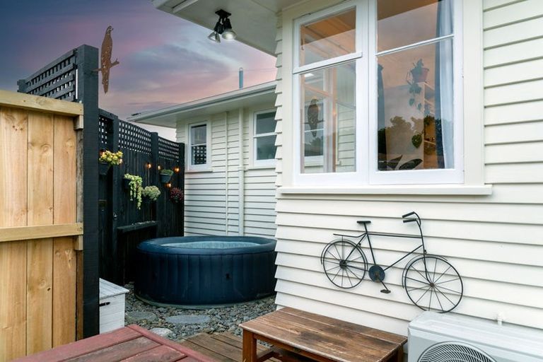 Photo of property in 141 Limbrick Street, Terrace End, Palmerston North, 4410