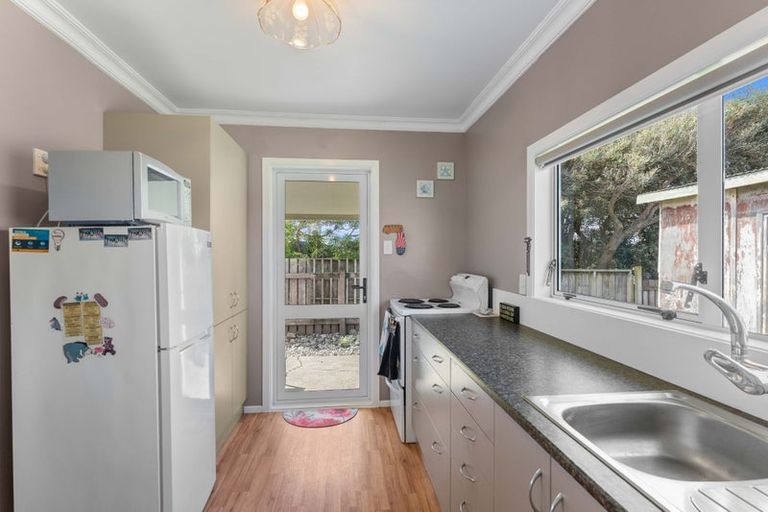 Photo of property in 66a Marine Parade, Otaki Beach, Otaki, 5512
