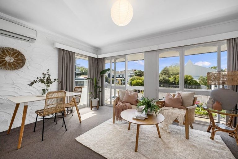 Photo of property in 6/1 Glen Road, Browns Bay, Auckland, 0630