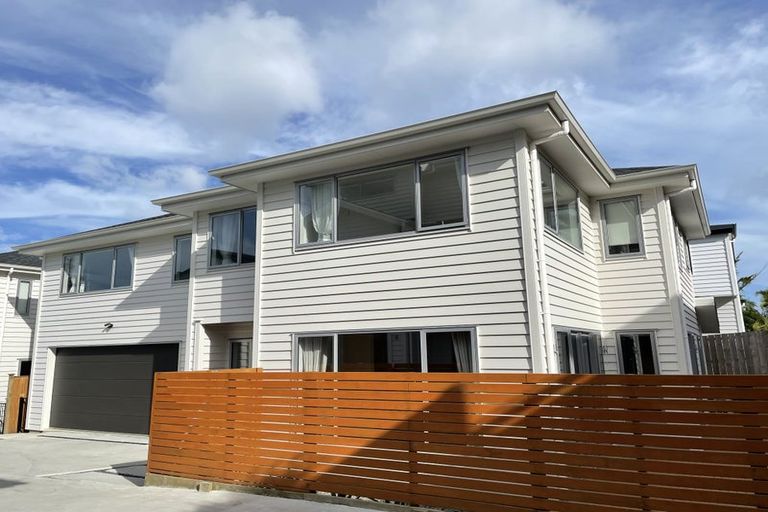 Photo of property in 26a Bruce Road, Glenfield, Auckland, 0629