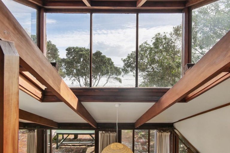 Photo of property in 135 Karewa Parade, Papamoa Beach, Papamoa, 3118