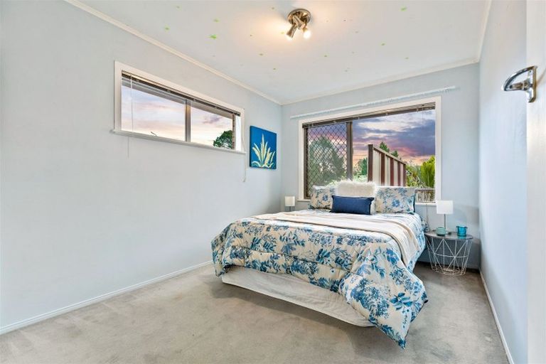 Photo of property in 57 Rehia Road, Massey, Auckland, 0614