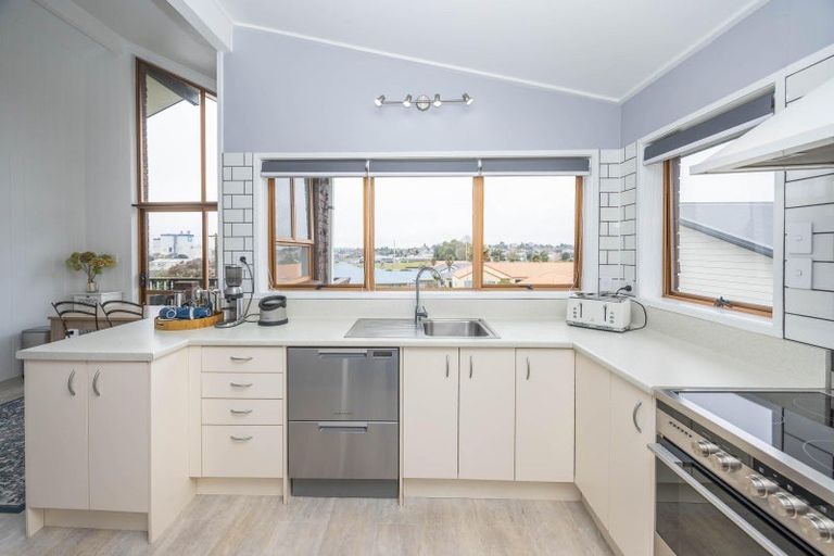 Photo of property in 363 Pakura Street, Te Awamutu, 3800