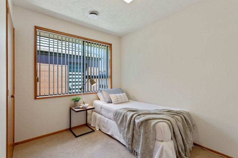 Photo of property in 1/14 Arkwright Place, Halswell, Christchurch, 8025