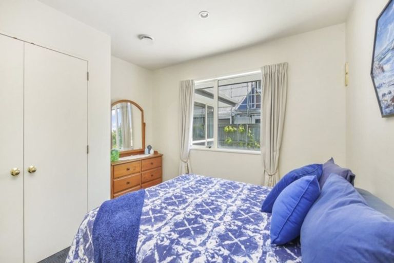 Photo of property in 335 Hendersons Road, Hoon Hay, Christchurch, 8025