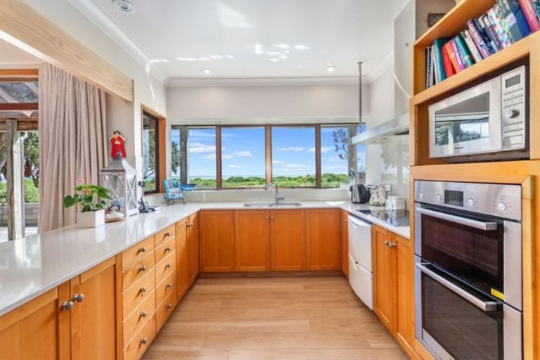 Photo of property in 279a Pohutukawa Avenue, Ohope, 3121