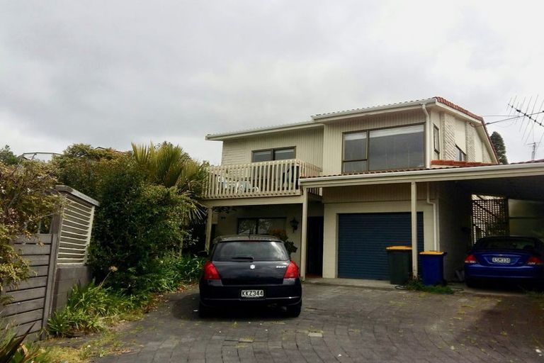 Photo of property in 3/3 Peter Terrace, Castor Bay, Auckland, 0620