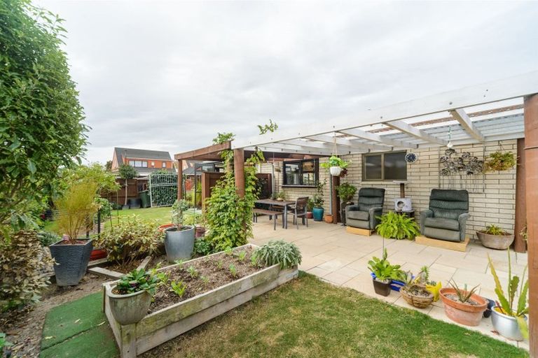 Photo of property in 49 Chippendale Crescent, Highbury, Palmerston North, 4412