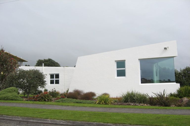 Photo of property in 25b Mace Terrace, Oakura, 4314