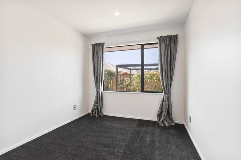Photo of property in 52 Mahlet Street, Northwood, Christchurch, 8051